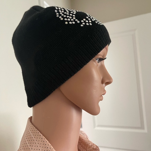 Black Y2K Rhinestone Crystal Skull Beanie Hat - Picture 2 of 4